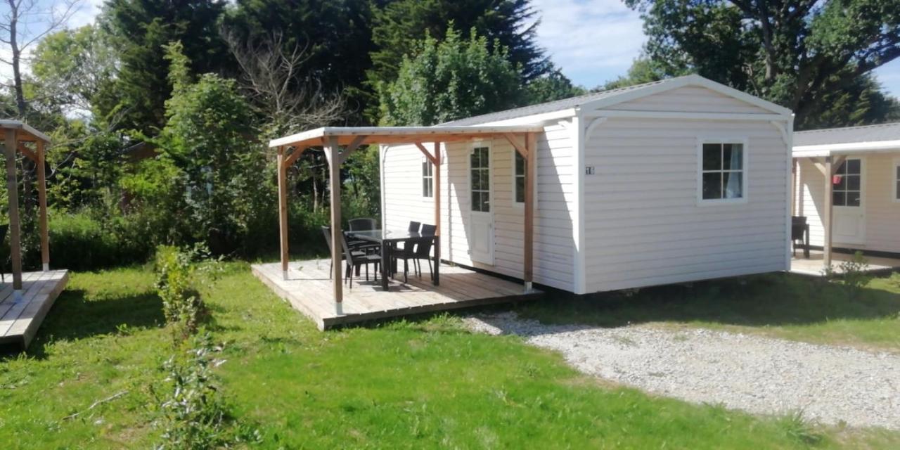Hebergements Camping "Les Pieds Dans L'Eau" Crozon Exterior foto