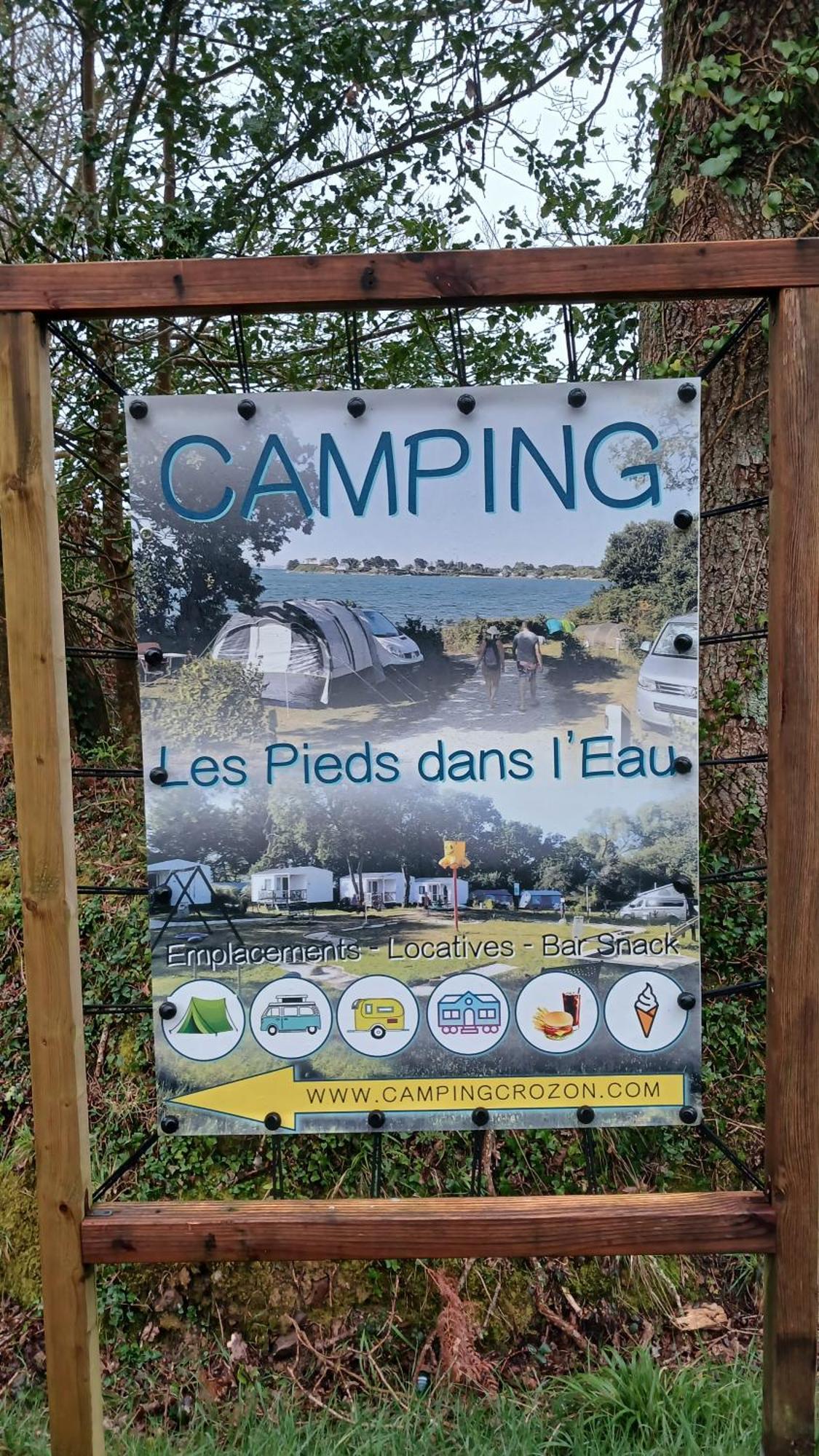 Hebergements Camping "Les Pieds Dans L'Eau" Crozon Exterior foto